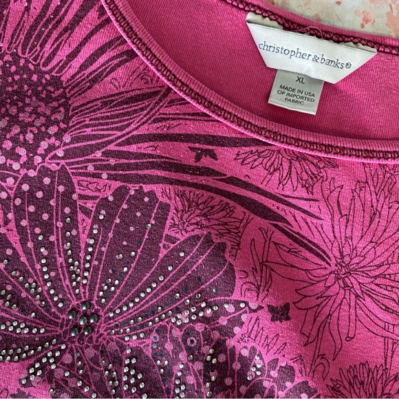 Pink floral stud tee - Picture 4 of 5